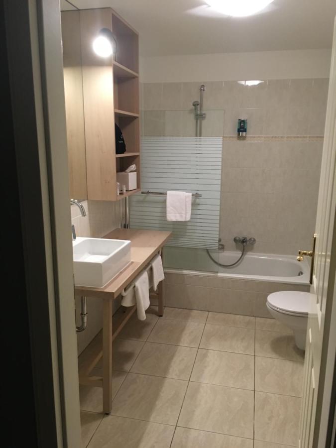 אשברג Ferienwohnung Am See Mit Terrasse מראה חיצוני תמונה