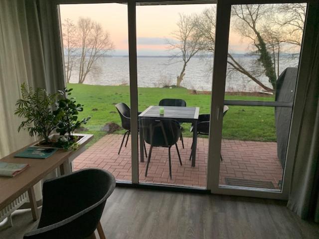 אשברג Ferienwohnung Am See Mit Terrasse מראה חיצוני תמונה